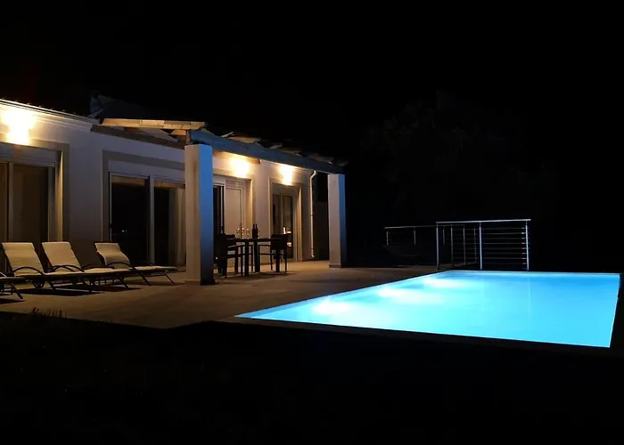 Villa Sunset Sea View 1 *